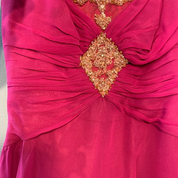 Badgley Mischka Pink Ballgown - Picture 3 of 10
